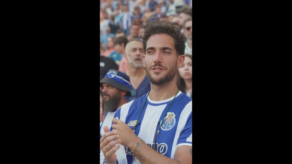 El asombro de los aficionados del Oporto cuando presenta a Luuk De Jong por sorpresa