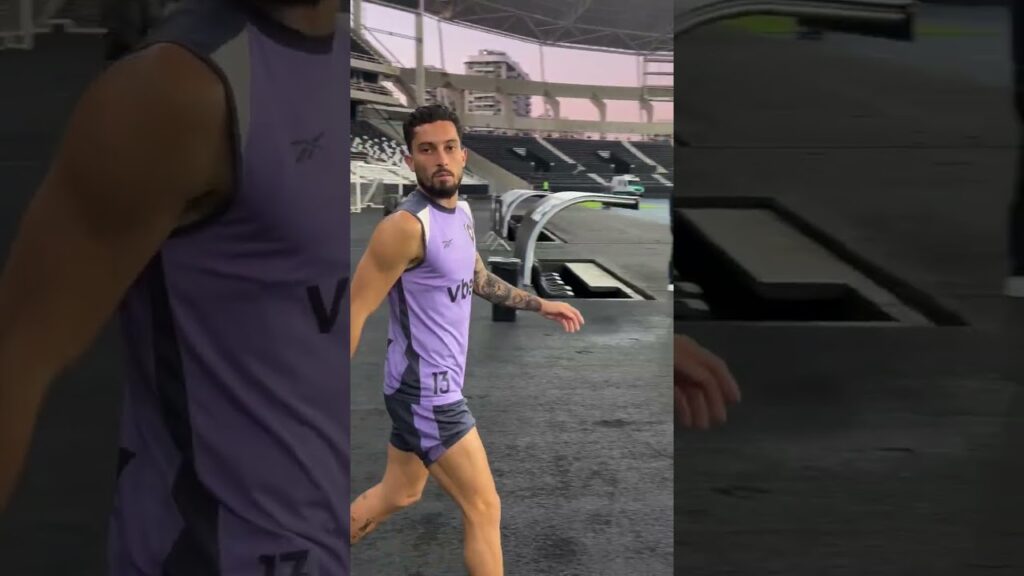 Alex Telles deu o papo: 𝐀𝐌𝐀𝐍𝐇𝐀̃ 𝐄́ 𝐍𝐎 𝐍𝐈𝐋𝐓𝐎𝐍 𝐒𝐀𝐍𝐓𝐎𝐒 𝐋𝐎𝐓𝐀𝐃𝐎! 𝐄́ 𝐎 𝐂𝐀𝐌𝐏𝐄𝐀̃𝐎 𝐃𝐀 𝐀𝐌𝐄́𝐑𝐈𝐂𝐀 𝐄𝐌 𝐂𝐀𝐌𝐏𝐎!🔥🏟️