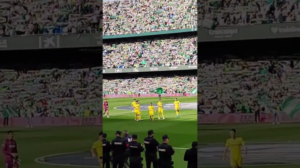 Foyth, Cardona, Yeremy Pino...a posar para fotógrafos en Betis-Villarreal. 13-04-25 #villarrealcf