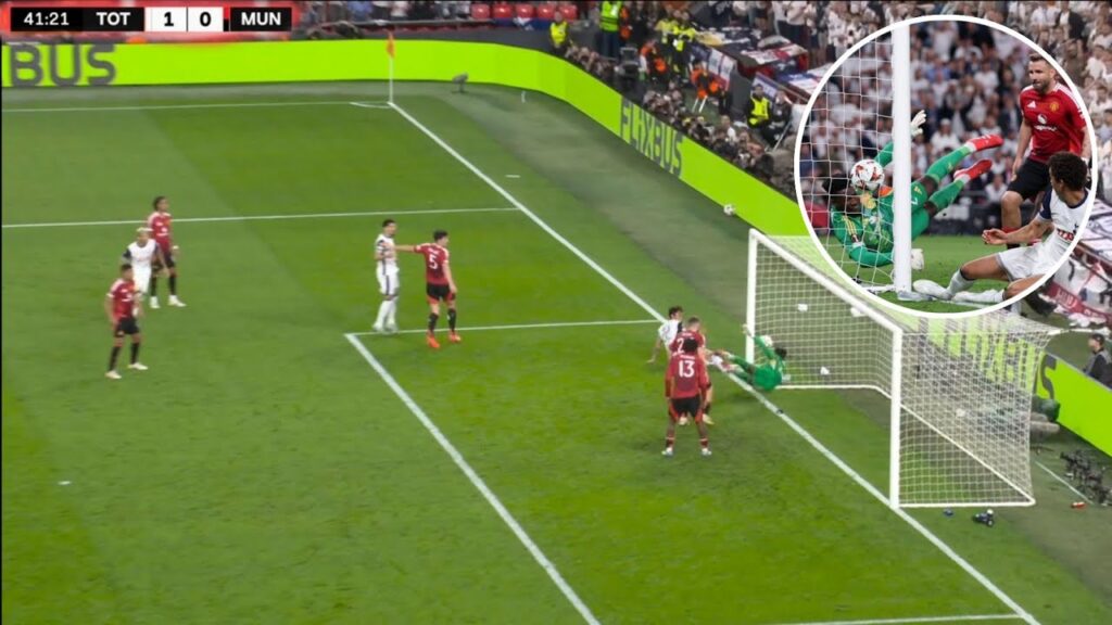 Spurs Lead After SHOCK Deflection Off Luke Shaw! π₯π¨ Spurs Lead After SHOCK Deflection Off Luke Shaw! π₯π¨