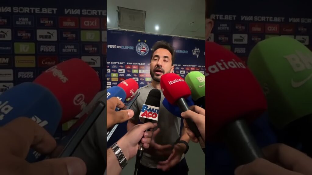 Everton Ribeiro analisa temporada do Bahia após triunfo contra o Santos