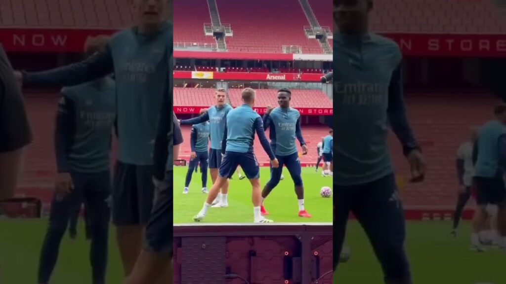 BUKAYO SAKA VIKTOR GYKORES MAX DOWMAN LEANDRO TROSSARD IN TRAINING #arsenal #football #trending #afc