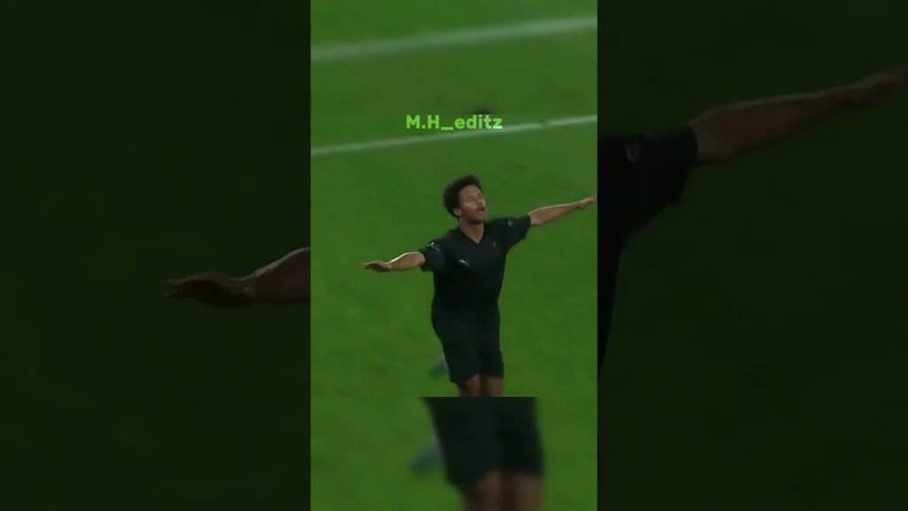 karim adeyemi backflip🔥 #football #foryou #edit #shorts #soccer