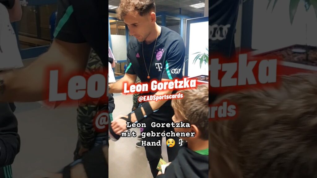 Leon Goretzka mit gebrochener Hand nach dem Spiel gegen Mainz 05 Leon Goretzka mit gebrochener Hand nach dem Spiel gegen Mainz 05