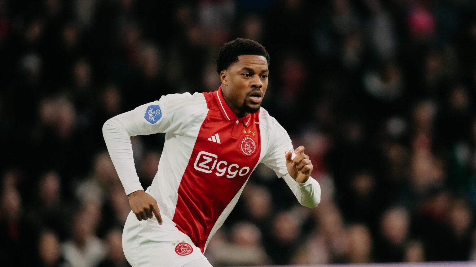 Official: Chuba Akpom joins Ipswich Town on loan from Ajax. Option to buy included [which will be obligatory if Ipswich are promoted to PL]