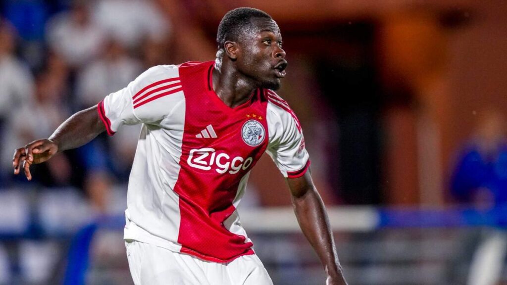 Lille klopt bij Ajax aan voor Brian Brobbey (23)