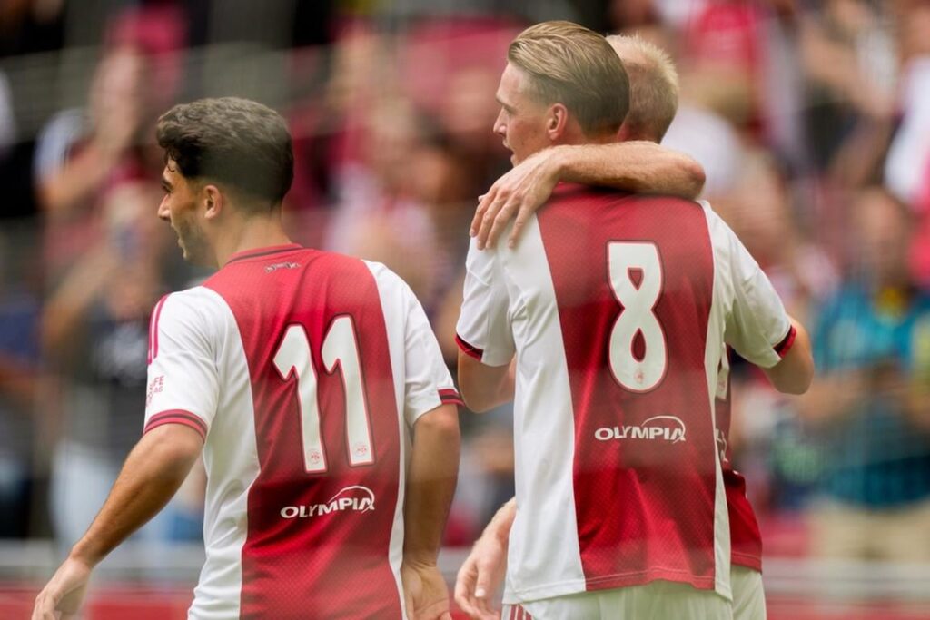 Ajax sluit voorbereiding af met laat gelijkspel tegen AS Monaco