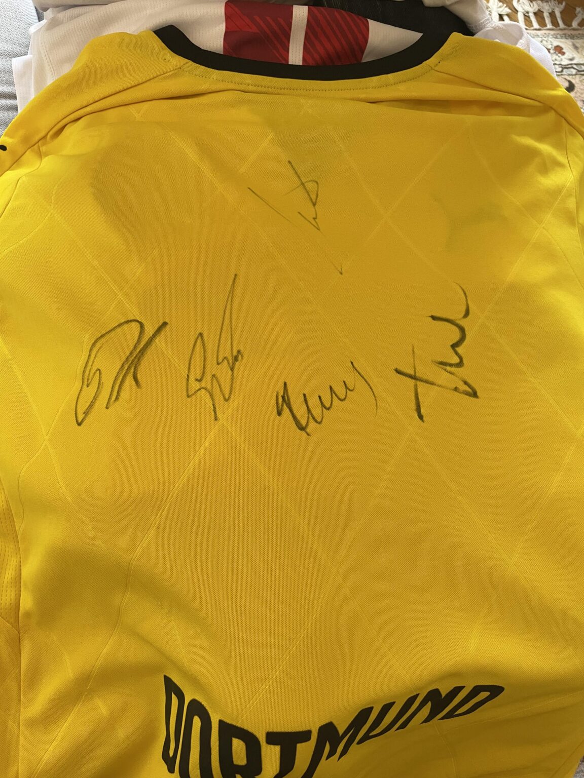 Autogramm identifizieren