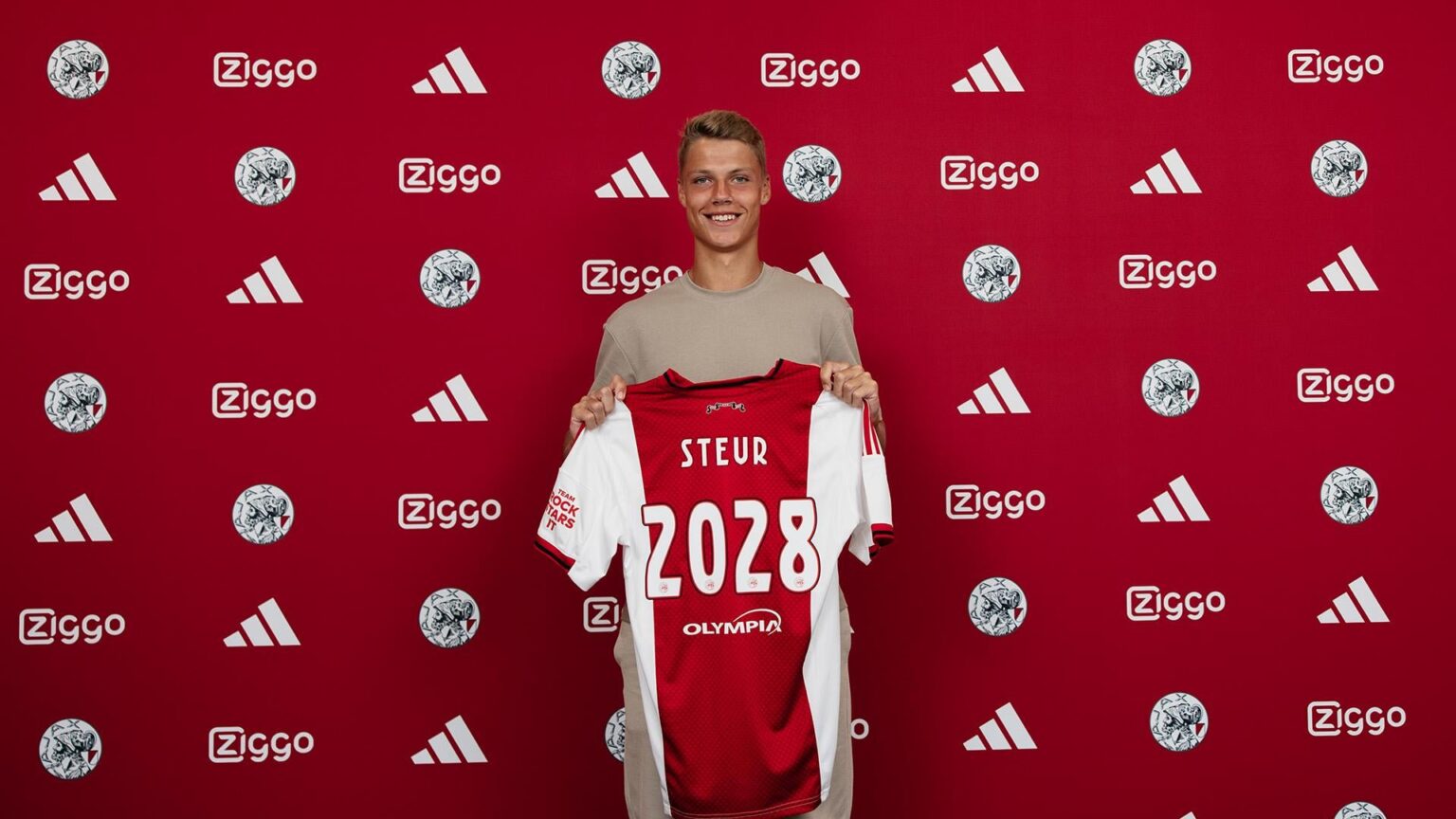 Official: Sean Steur extends contract until 2028