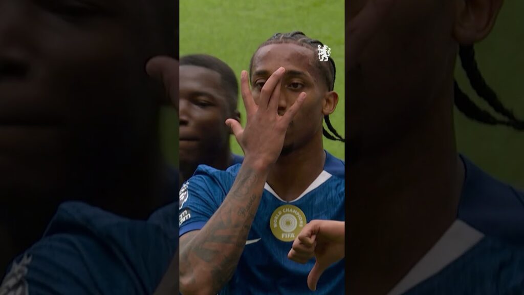 Joao Pedro heads it home!⚽️