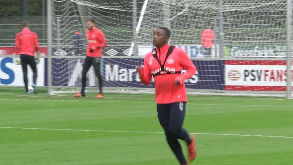 Bergwijn en De Wijs mee naar Wolfsburg