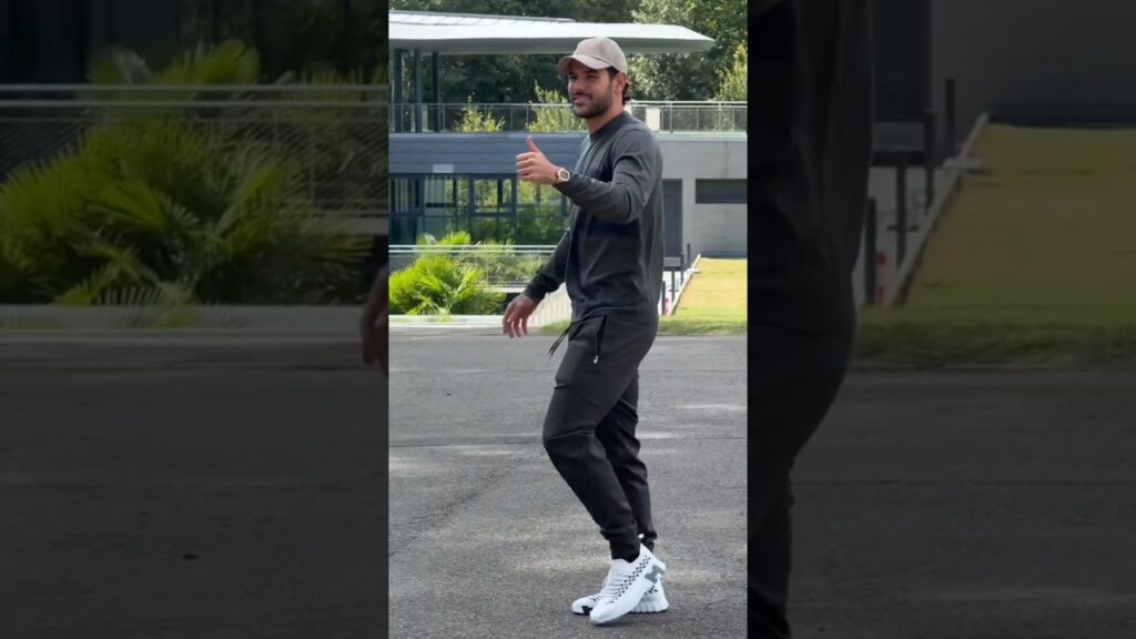 ❤️ Théo Hernandez arrive en équipe de France pour les matchs de septembre #football #shorts