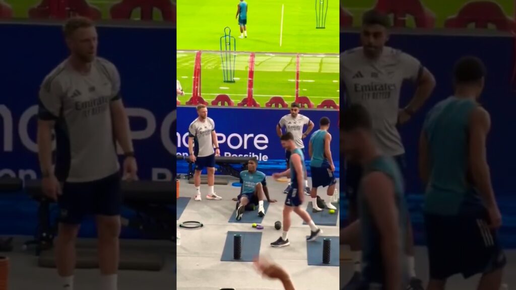 📽 Havertz reacts to Arsenal fans singing his song during training🎶 #arsenal #arsenalfans #kaihavertz