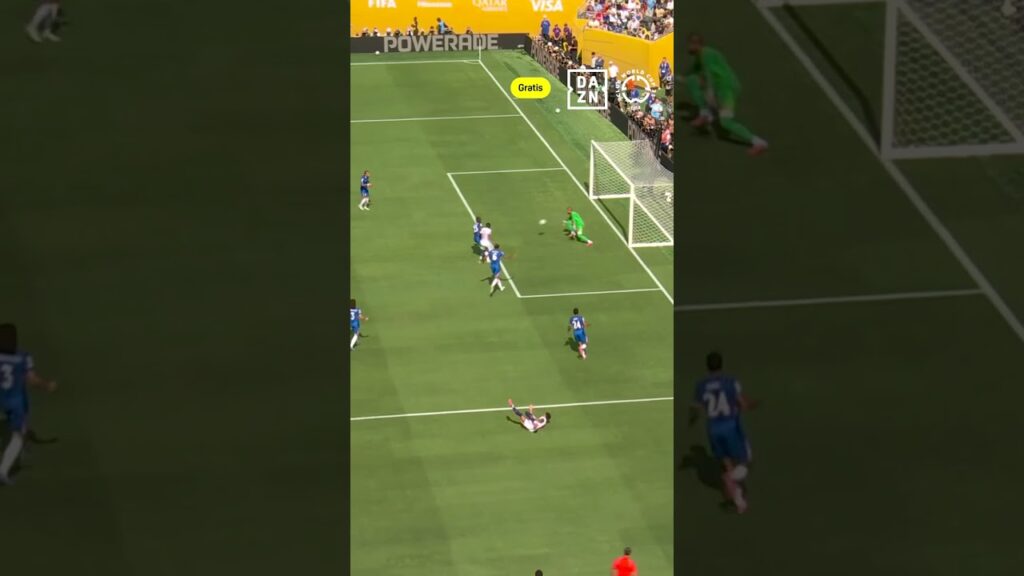 ES UNA BARBARIDAD DE PARADA.ES UNA MANO IMPOSIBLE.¡QUÉ SEÑOR PARTIDO DE ROBERT SÁNCHEZ!