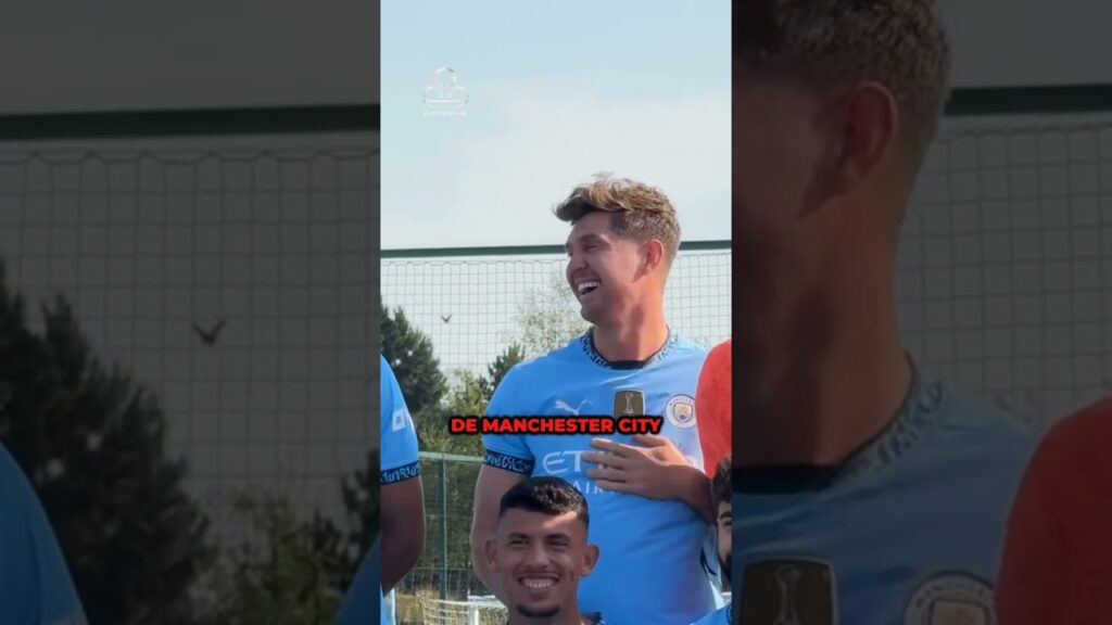 Comment ces défenseurs ont sauvé le ballon à la dernière seconde 😳 #kylewalker #stones #süle