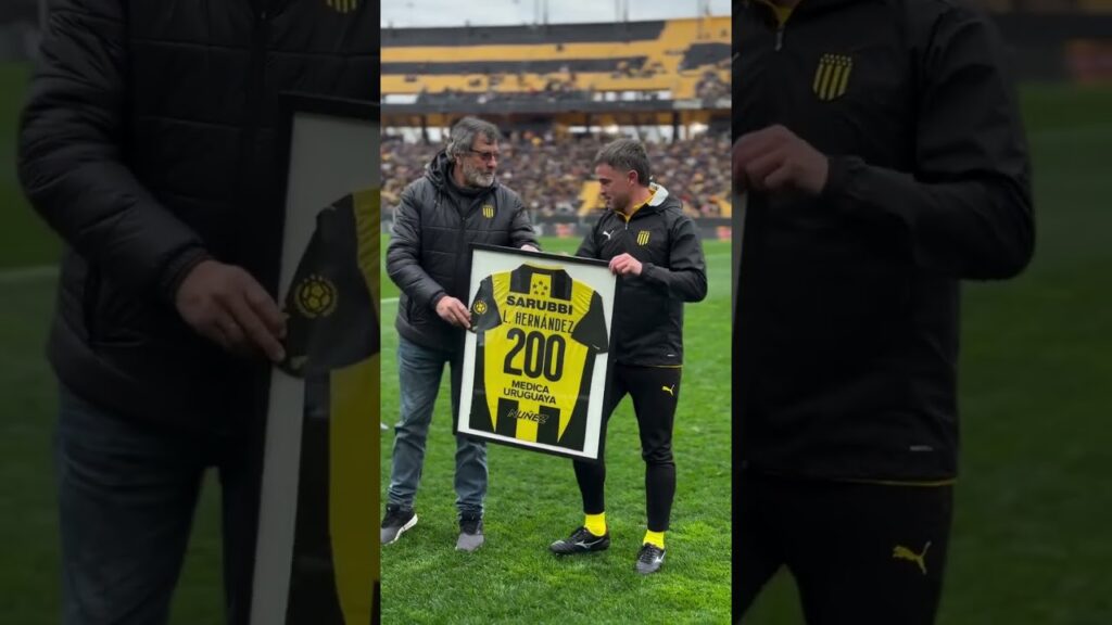 Lucas Hernández llego a los 200 partidos en #Peñarol