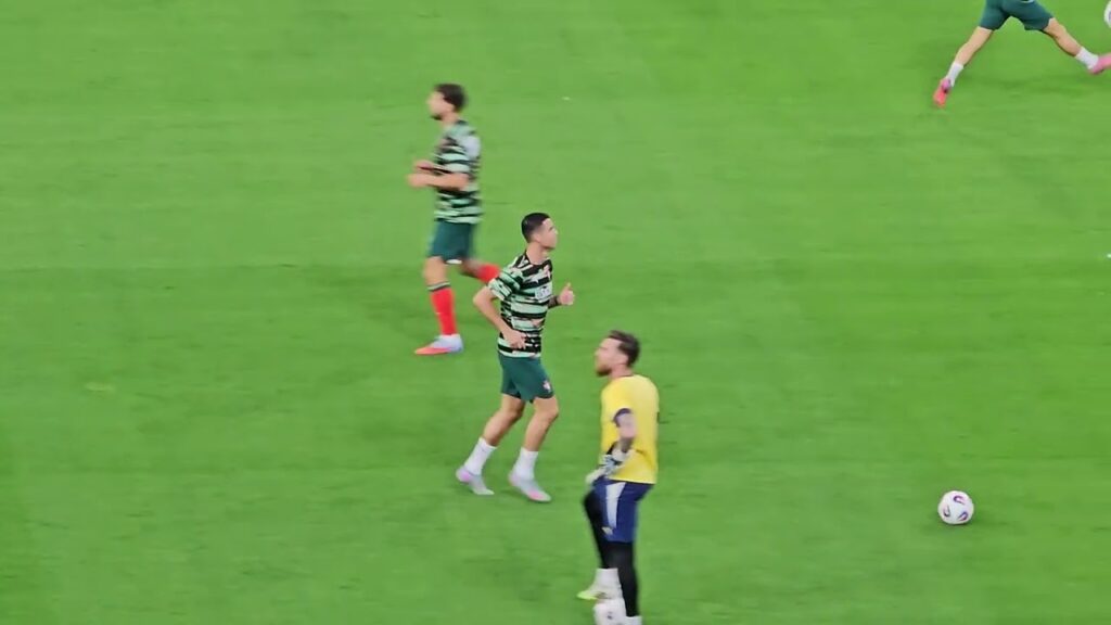 Cristiano Ronaldo üdvözlése a Puskásban / Magyarország - Portugália / VB-selejtező / 2025.09.09