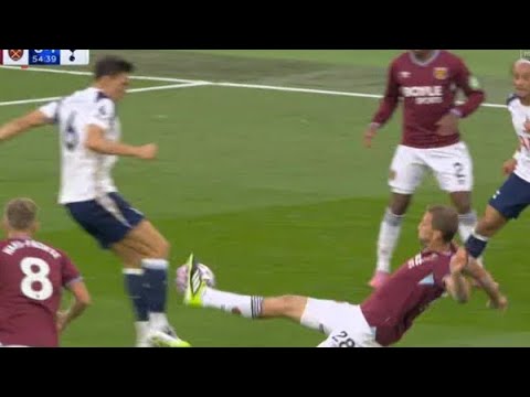 Tomas Soucek sent off after challenge on Joao Palhinha | Tottenham Hotspur vs Westham