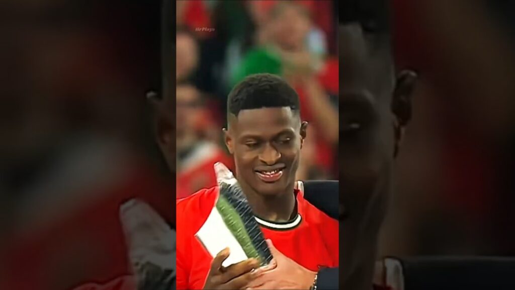 Rare Nuno Mendes moments 🤯