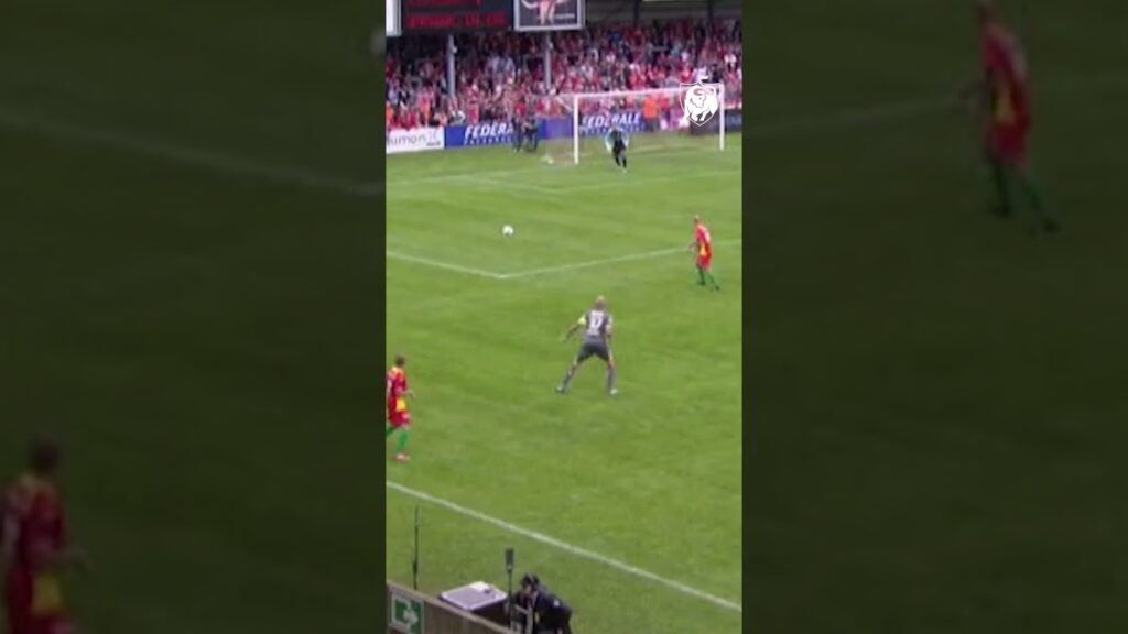 #OnThisDay in 𝟐𝟎𝟏𝟑, Michy Batshuayi hit a masterclass for Standard 🦇🔴