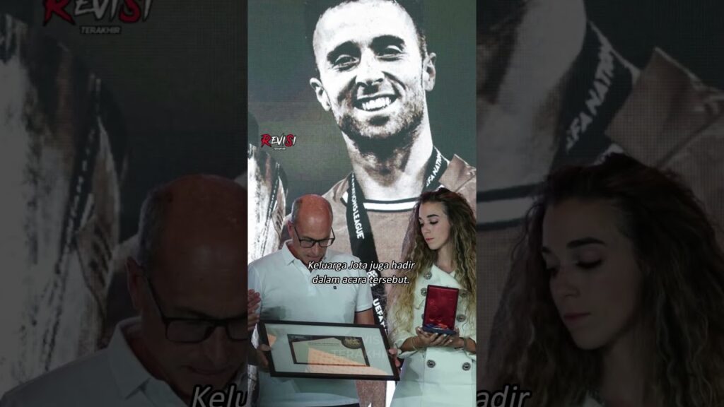 Ronaldo menangis haru di acara tribute untuk Jota, dan Ruben Neves layak diberi respect 🙏 😥