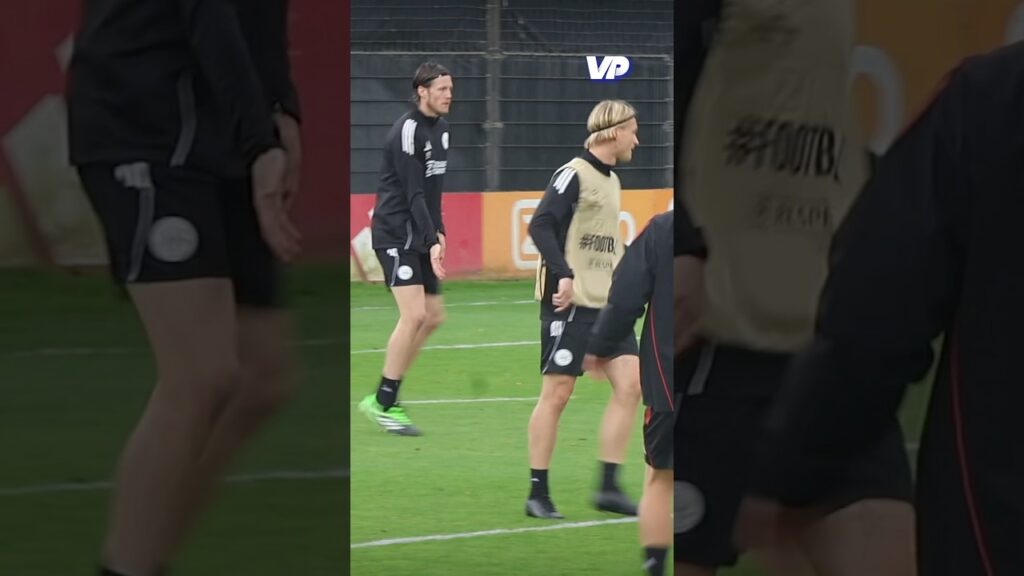 💥Wout Weghorst 🆚 Kasper Dolberg! 👀 #Ajax #Amsterdam #ChampionsLeague