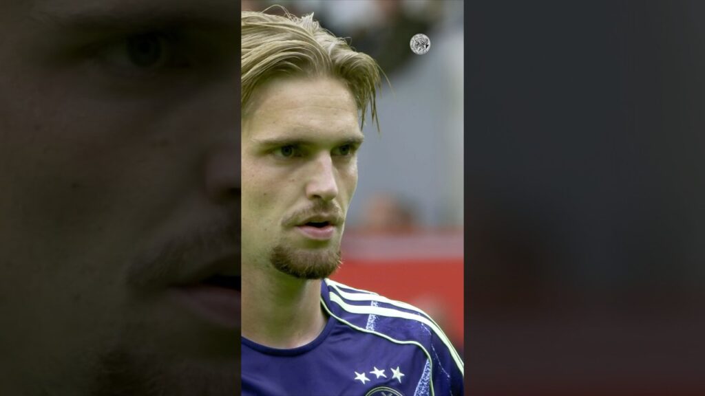 Kenneth Taylor & Oscar Gloukh vs. PSV 🤝