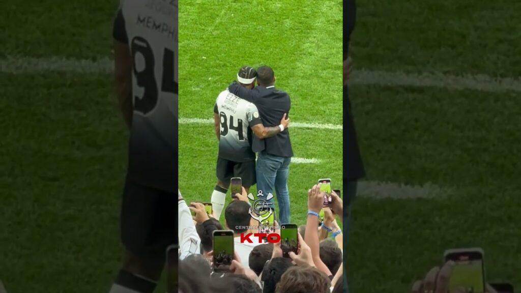 Momento histórico! Memphis Depay faz a sua estreia com a camisa do Corinthians na Neo Quimica Arena