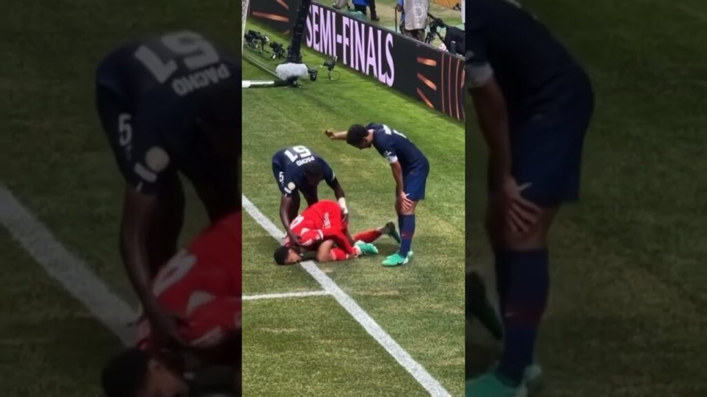 la blessure horrible 😭😭 de Jamal musiala. #football #footballshorts #psg #youtubeshorts #bayern