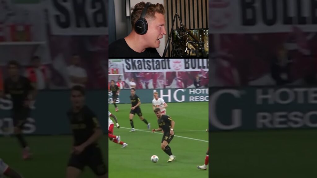 (T-)Raum-Tor per Freistoß | #shorts