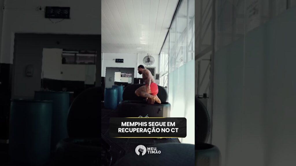 MEMPHIS DEPAY SEGUE SUA RECUPERAÇÃO NO CT DO CORINTHIANS