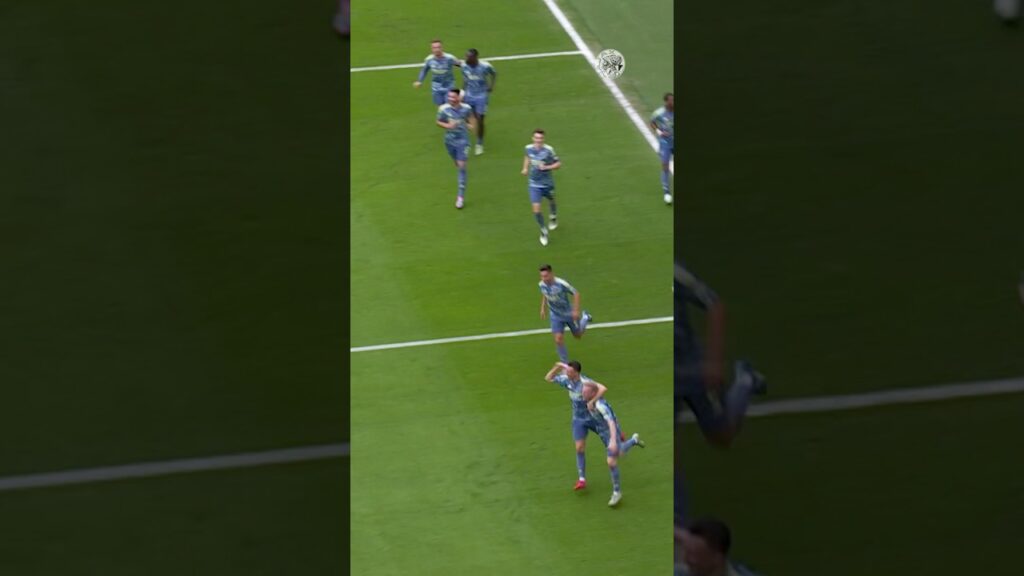 Davy Klaassen - Fox in the Box! 👏