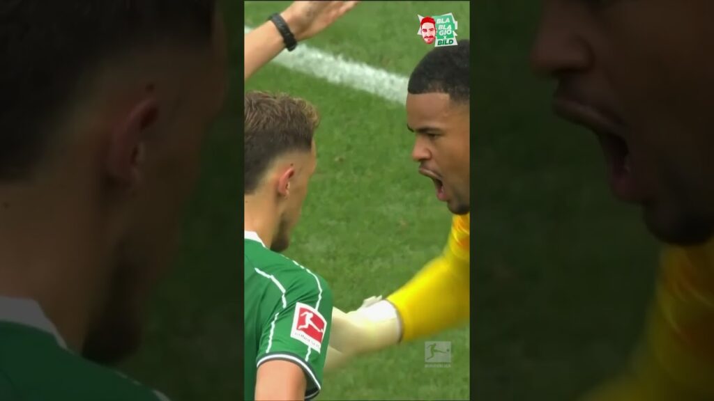 Satire: Vielleicht ist es gar nicht Manuel Neuer...?! 👀 🤫 | #shorts