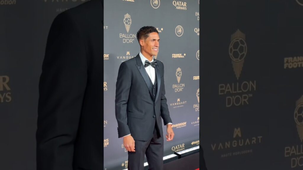 ❤️ Raphaël Varane présent à la cérémonie du Ballon d'Or à Paris ! #football #shorts