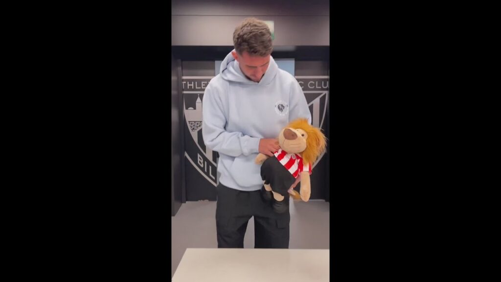 LAPORTE ya LUCE con la CAMISETA del ATHLETIC: FIRMA HASTA 2028