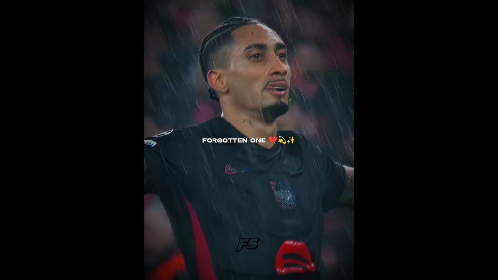 Not That Easy 😎🔥✨||#dembele #raphinha #ballondor #footballshorts