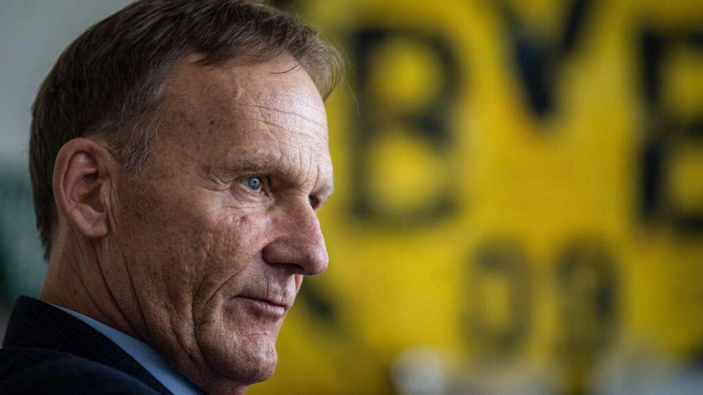Watzke: "Saudi money was start-up financing for FIFA CWC. As long as companies listed on DAX [Germany's stock index] involve the Saudis in their capital increases, we shouldn't paint the world as more beautiful than it actually is. Our industry is only too happy to accept money from the Gulf States"