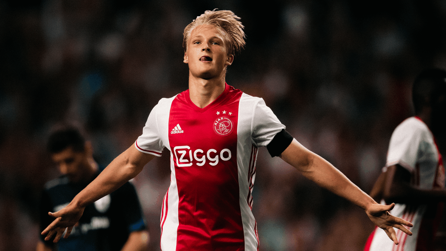 Official: Kasper Dolberg returns to Ajax