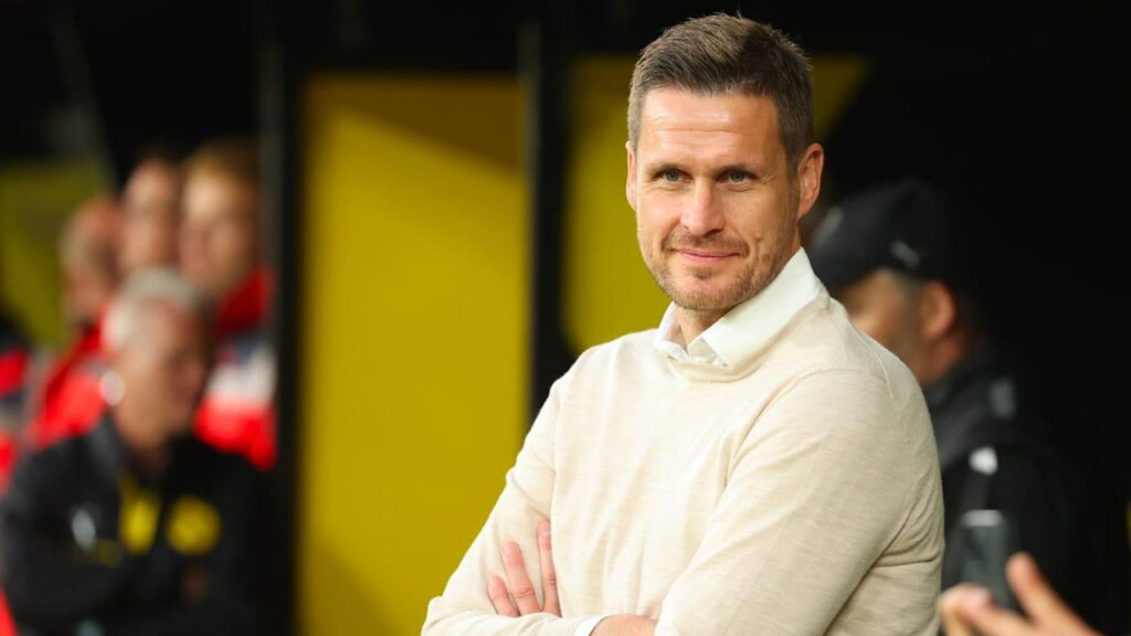 [Bild+] Extending Adeyemi's contract now a big priority with an improved salary being discussed. Adeyemi's agent, Jorge Mendes, is currently working with the club on details.