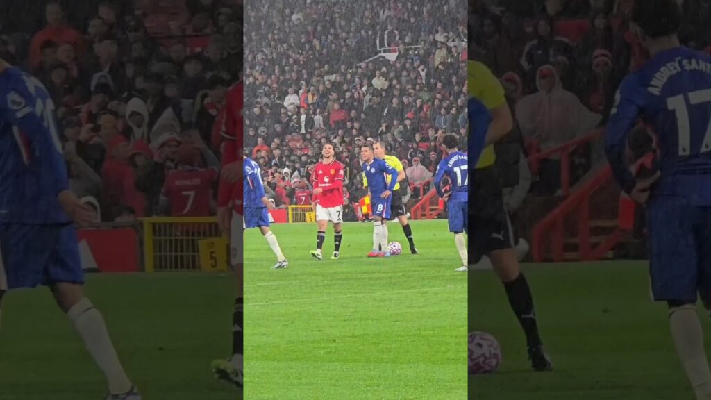 Mason Mount making fun of Enzo Fernandez & entire Chelsea squad 😅