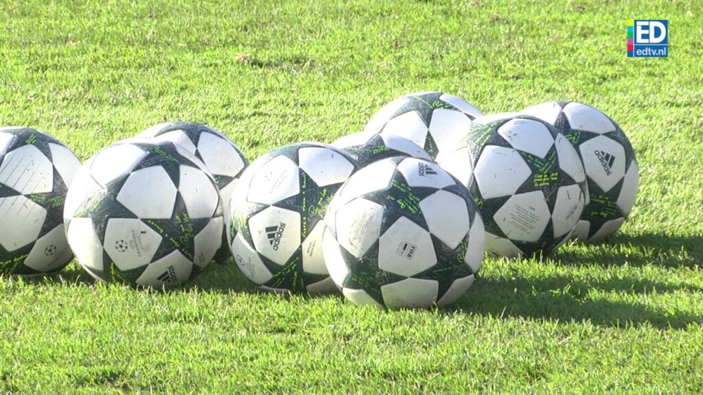 Zoet haakt af voor Bayern-thuis, Pasveer debuteert in Champions League