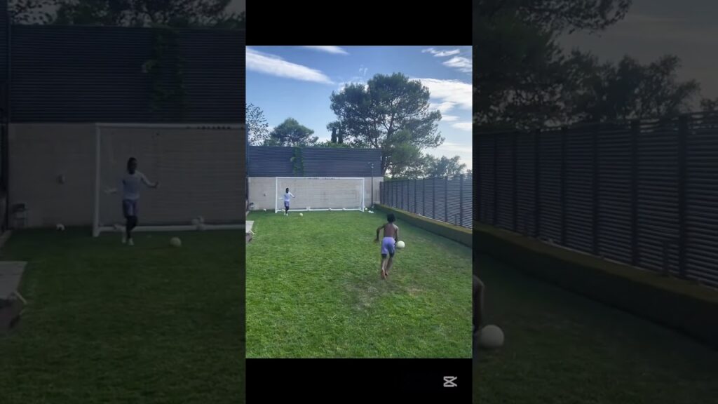 Camavinga goalkeeper ?🥅#camavinga #goalkeeper