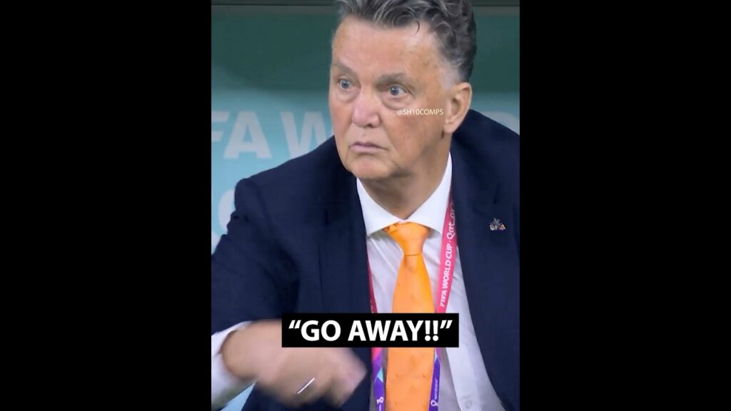 Messi & Riquelme destroyed Van Gaal 😈