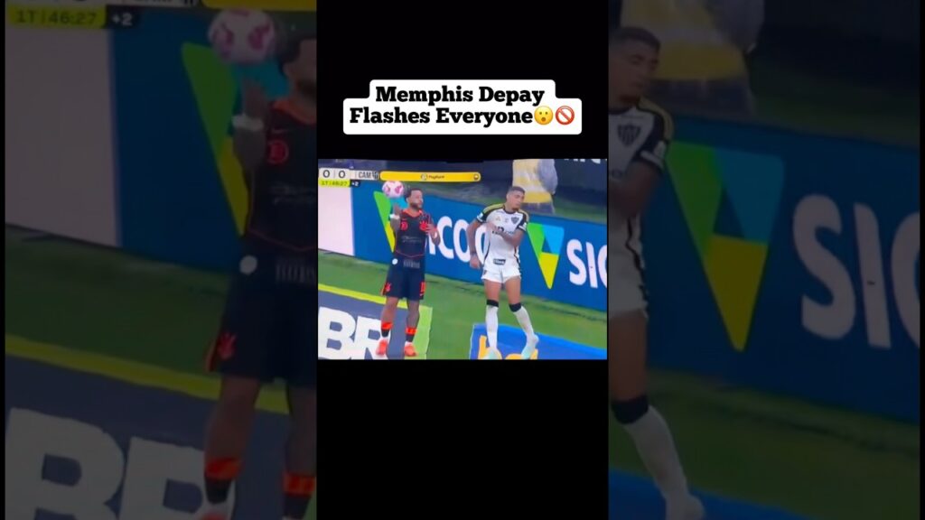 MEMPHIS DEPAY FLASHES EVERYONE😱🚫 #depay #football #soccer #funny #fight