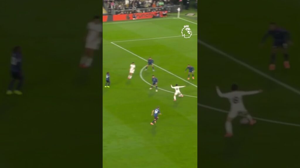 David Raya REALLY Wants To Touch The Ball ⚽️