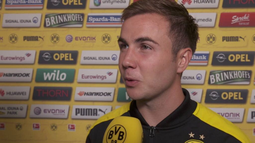 Mario Götze im Interview nach dem Sieg gegen Freiburg | BVB - SC Freiburg 3:1