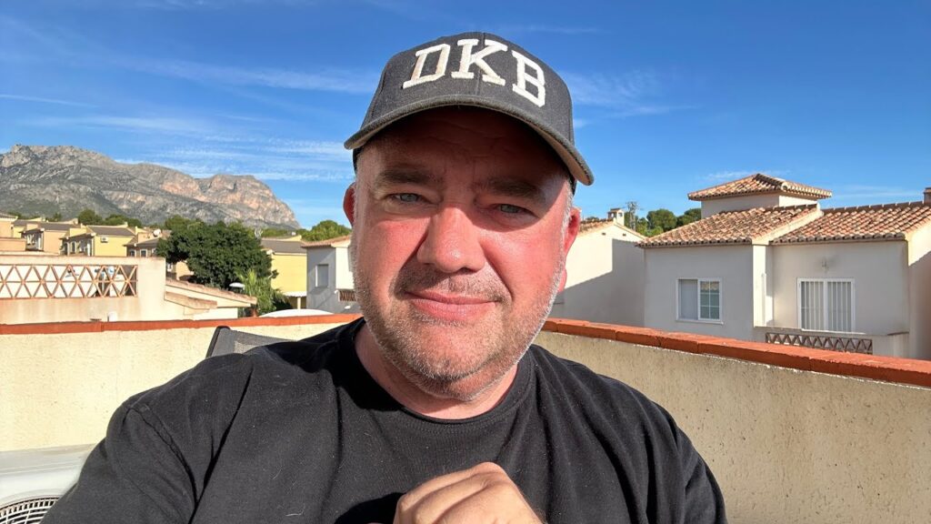 MORNING BRIEFING: Konate, Mac Allister, Guehi & FSG Watch - Matchday - Shout Outs! - 25.10.25