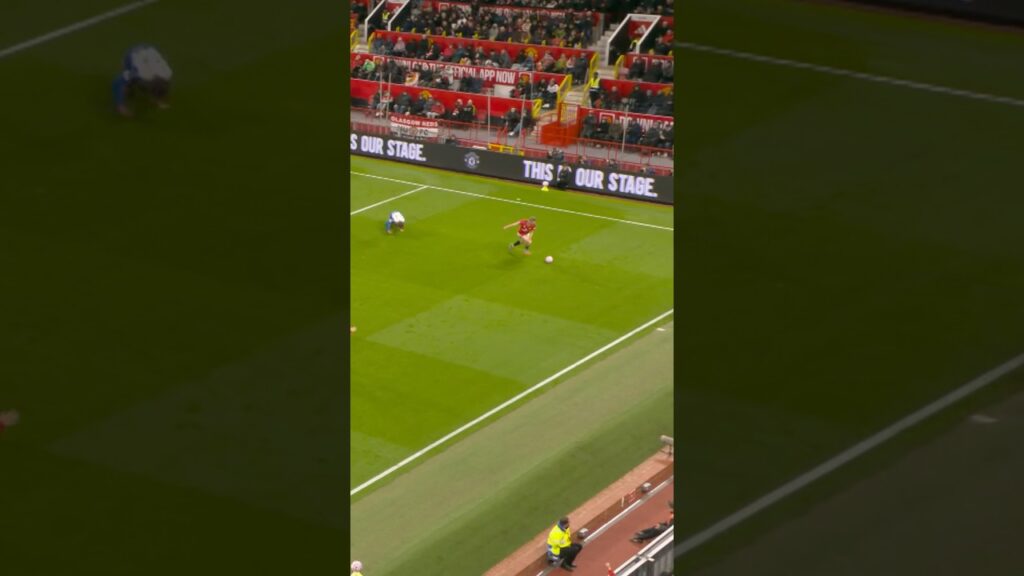 STRONG From De Ligt! 💪