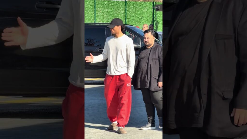 Leroy Sane, lansmana böyle giriş yaptı