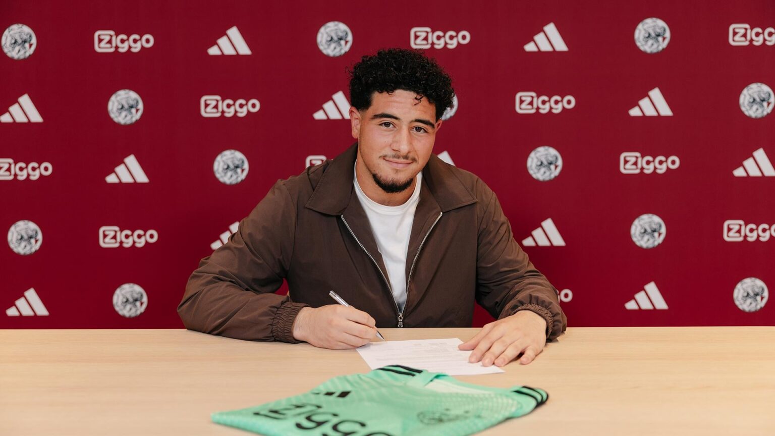 Official: Goalkeeper Aymean El Hani (18) signs contract until the end of the season, with option for one extra season